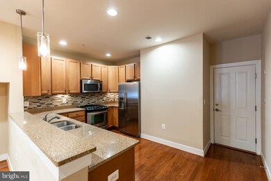 2303 Main Line Blvd unit 101, Alexandria, VA 22301 - photo 3