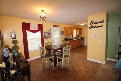 482 Indian Springs Cir, Manchester, TN 37355 - photo 3