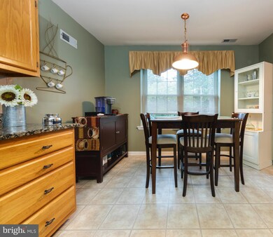 212 Carlton Ct unit 212, West Deptford, NJ 08086 - photo 4