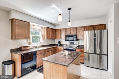 7281 Norris Ave, Sykesville, MD 21784 - photo 4