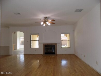 902 Hermoso El Sol, Alamogordo, NM 88310 - photo 3