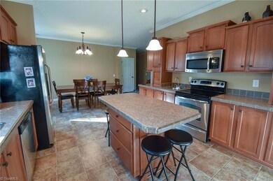 921 Mack Rd, Asheboro, NC 27205 - photo 4