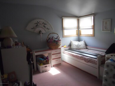 27 Eagle Rd, Staten Island, NY 10314 - photo 7