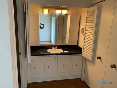 5204 Regency Dr, Toledo, OH 43615 - photo 7