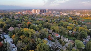 848 8th Ave SW, Rochester, MN 55902 - photo 2