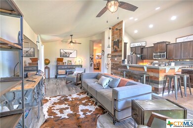 405 Coby Dr, Troy, TX 76579 - photo 7