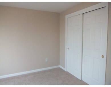 13 Meghan Ln unit 13, Dracut, MA 01826 - photo 7