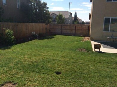 6924 E Simpson Ave, Fresno, CA 93727 - photo 4