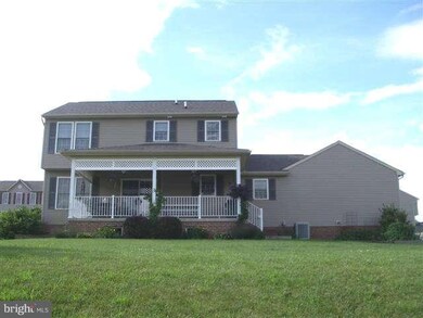 110 Bachtell Cir, Smithsburg, MD 21783 - photo 3