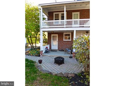 349 N Wyomissing Ave, Reading, PA 19607 - photo 5