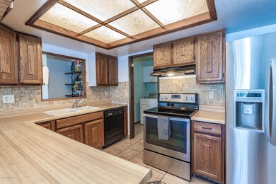 Kitchen 6