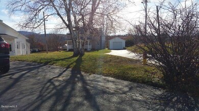 73 Valley St, Adams, MA 01220 - photo 4