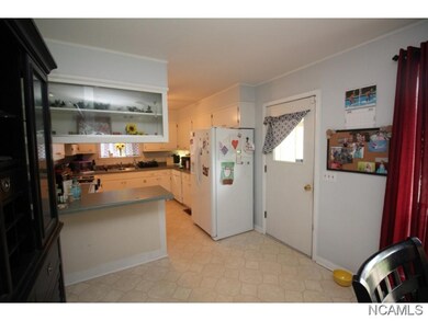 1410 Cedar Cir SE, Cullman, AL 35055 - photo 5