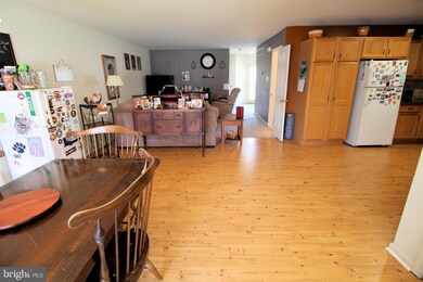 124 N 4th St, Bally, PA 19503 - photo 3