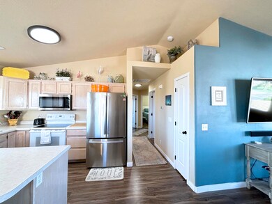 Kitchen_hall_IMG_9187 copy