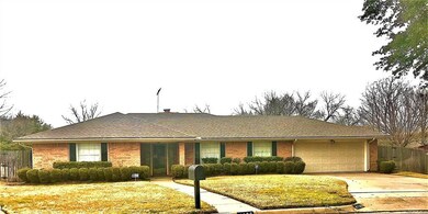 4136 Alava Dr, Fort Worth, TX 76133 - photo 2