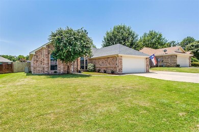 517 Crow Ave, Weatherford, TX 76085 - photo 2