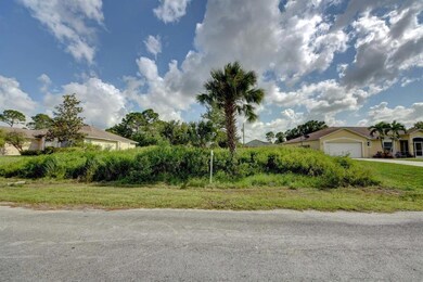 1372 SW Tadlock Ave Port St-large-005-00