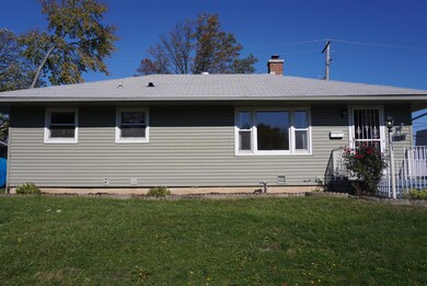 1914 Fenton St, Columbus, OH 43224 - photo 2