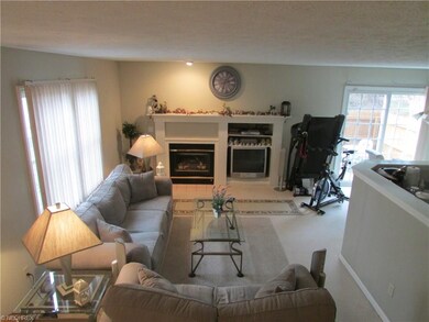Living Room w/Built in Entertainment Center