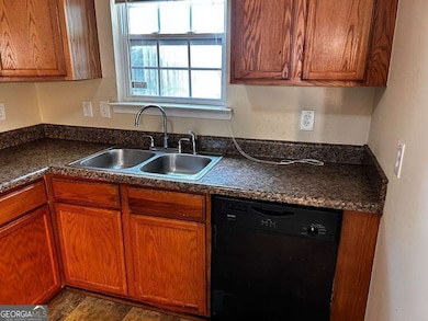 6318 Wellington Walk Way, Lithonia, GA 30058 - photo 6