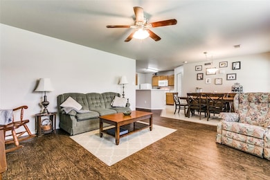 2817 Hilcroft Ave, Denton, TX 76210 - photo 7