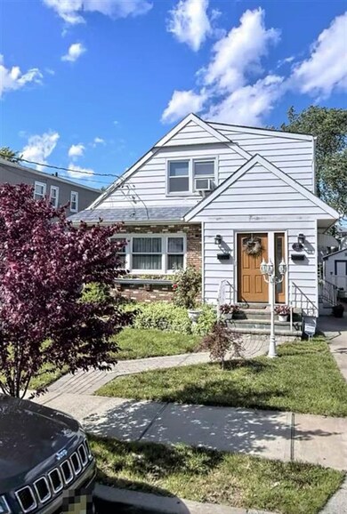 12 Pinecrest Rd unit 1, Jersey City, NJ 07305 - photo 3