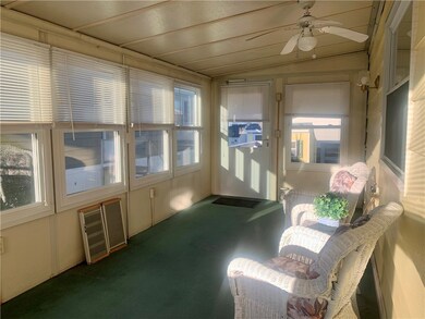 43 Bayview Park, Middletown, RI 02842 - photo 3