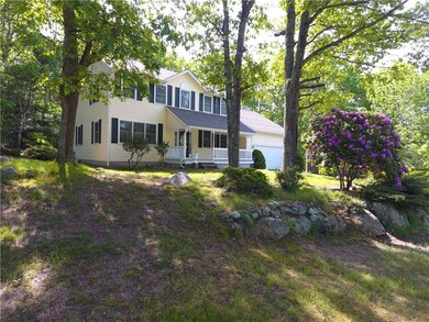 90 Kings Ridge Rd, Wakefield, RI 02879 - photo 2