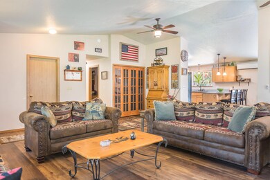 69460 Green Ridge Loop Sisters-print-005