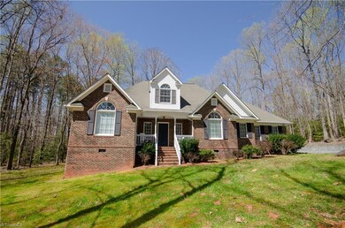 1768 Scaleybark Ln, Asheboro, NC 27205 - photo 3