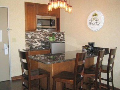Renovated eat in kitchenette