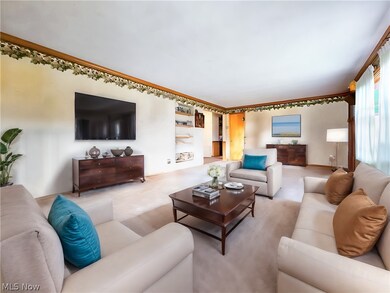 Living room - Virtually Staged