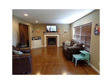Family Room-L1.