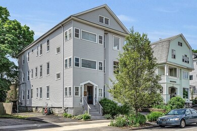 64 Hamilton St, Worcester, MA 01604 - photo 2