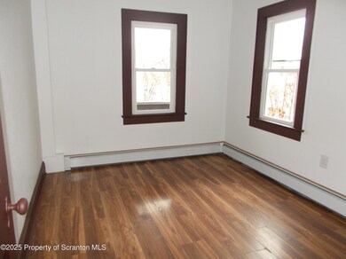 unlisted-address, Scranton, PA 18504 - photo 4