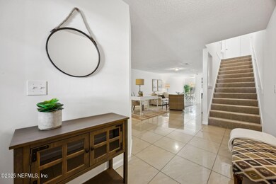 4028 Laurelwood Dr, Jacksonville, FL 32257 - photo 4