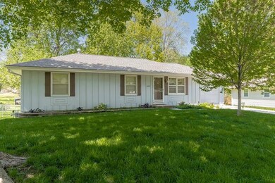 6020 Caenen St, Shawnee, KS 66216 - photo 2