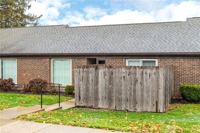 2373 Obetz Dr unit B, Beavercreek, OH 45434 - photo 3