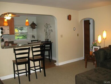 3224 Aberdeen Cir, Allentown, PA 18104 - photo 4