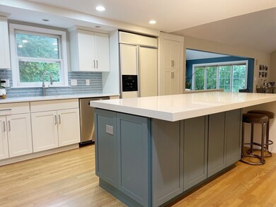 100 Worcester Ln, Waltham, MA 02451 - photo 5