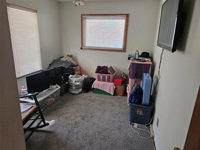 2813 Bennett Ave, Des Moines, IA 50310 - photo 6