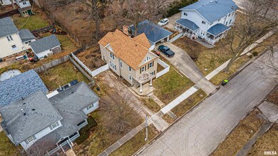 514 Delavan St, Lincoln, IL 62656 - photo 3