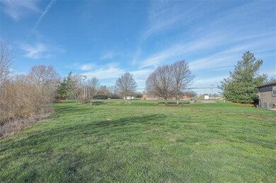 1913 SW Sage Canyon Rd, Lees Summit, MO 64082 - photo 5