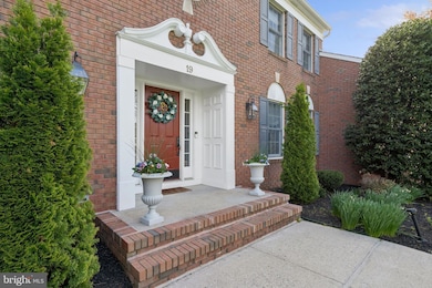 19 Taunton Ct, Princeton Junction, NJ 08550 - photo 5