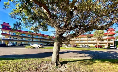 2402 Ecuadorian Way unit 18, Clearwater, FL 33763 - photo 2