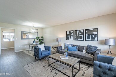 14016 N Thunderbird Blvd, Sun City, AZ 85351 - photo 2