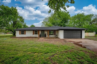 16 Brookridge, Shawnee, OK 74804 - photo 2