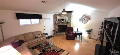 7300 Glidden Ln, Pensacola, FL 32526 - photo 4