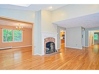 50 Table Rock Rd, Wakefield, RI 02879 - photo 2